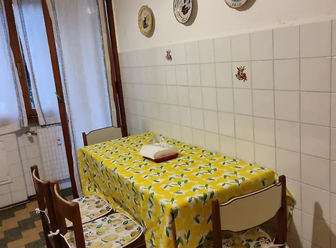 La Casa Di Yuri - Free Private Parking & Air Conditioning Apartmán *