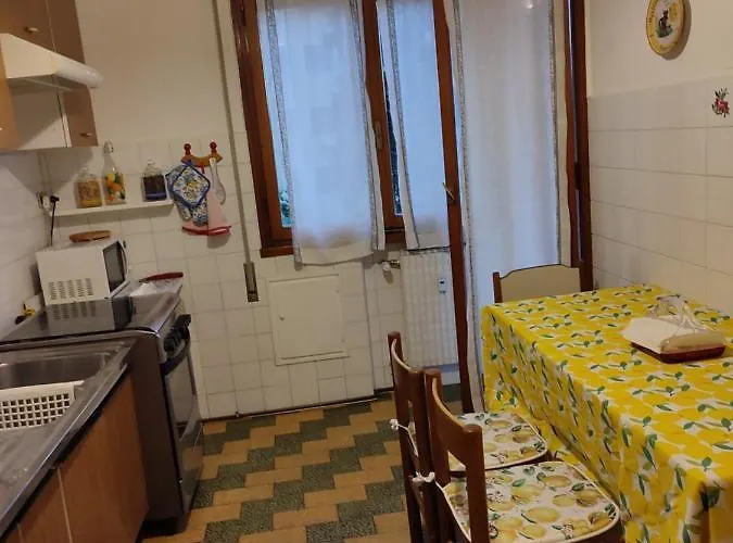 Apartmán La Casa Di Yuri - Free Private Parking & Air Conditioning Recco