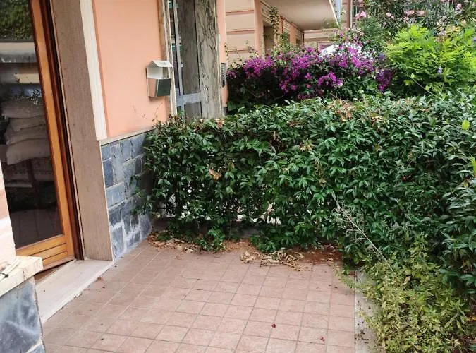 Apartmán La Casa Di Yuri - Free Private Parking & Air Conditioning *