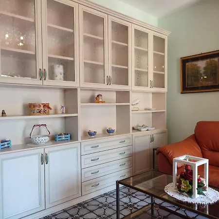 Apartment La Casa Di Yuri - Free Private Parking & Air Conditioning